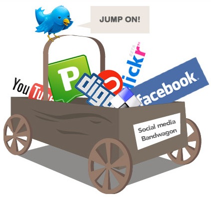 Facebook, Twitter, LinkedIn ...